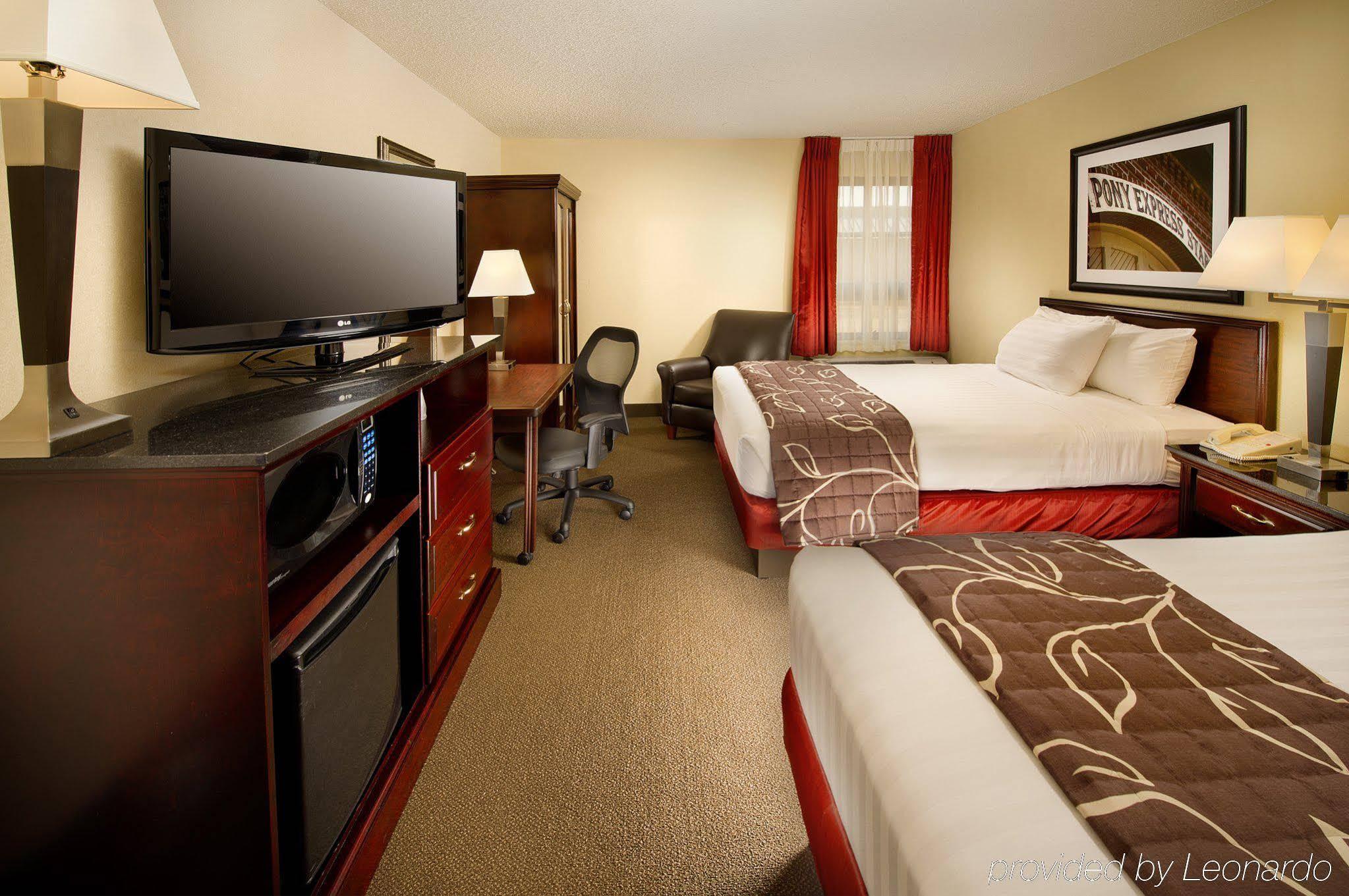 Drury Inn & Suites St Joseph Saint Joseph Bagian luar foto