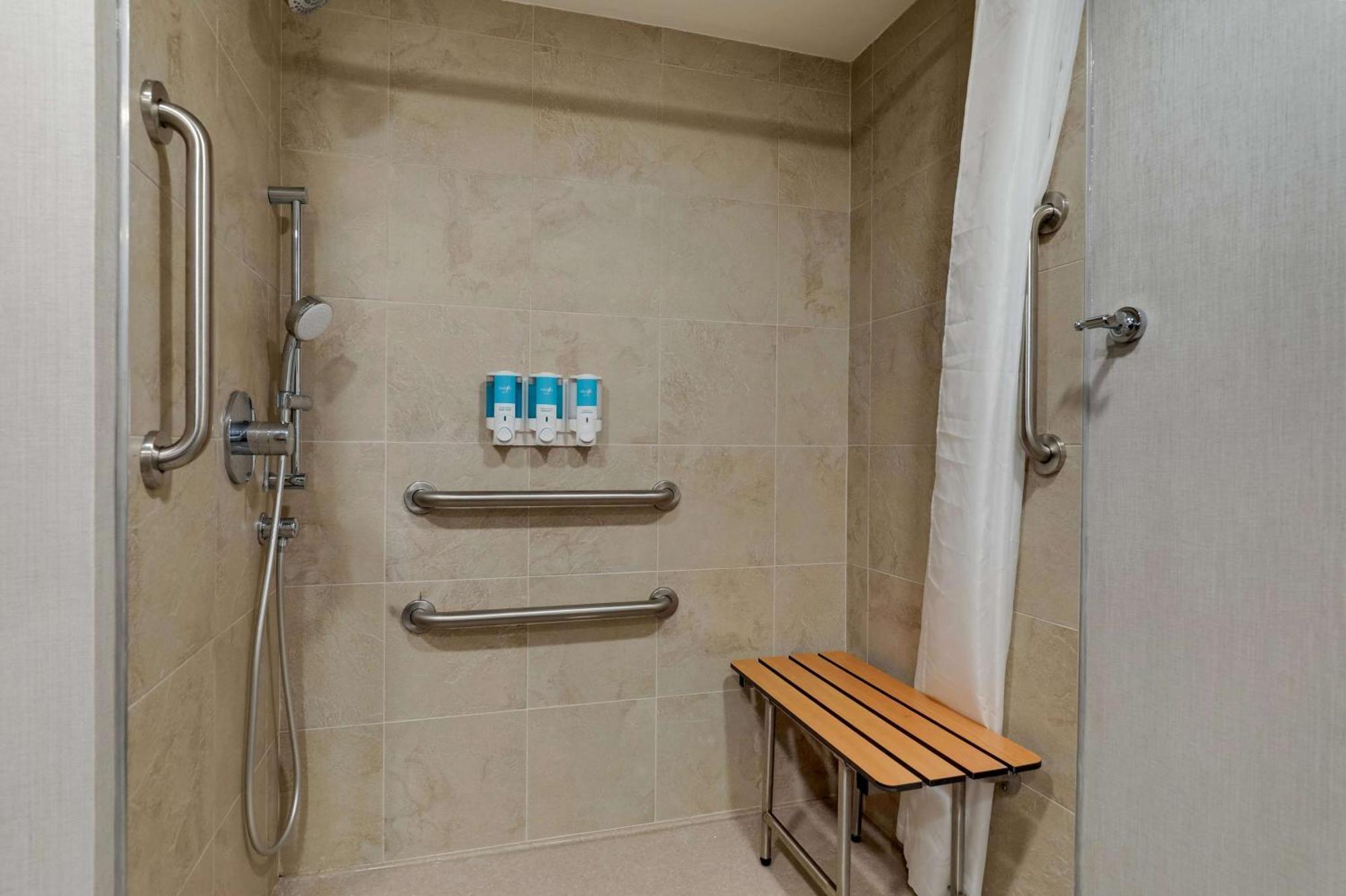 Drury Inn & Suites St Joseph Saint Joseph Bagian luar foto