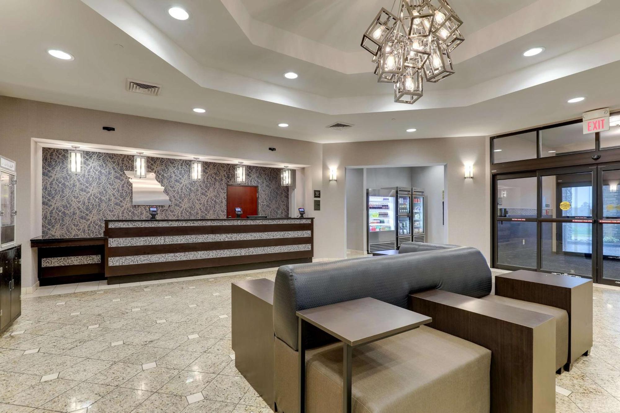 Drury Inn & Suites St Joseph Saint Joseph Bagian luar foto