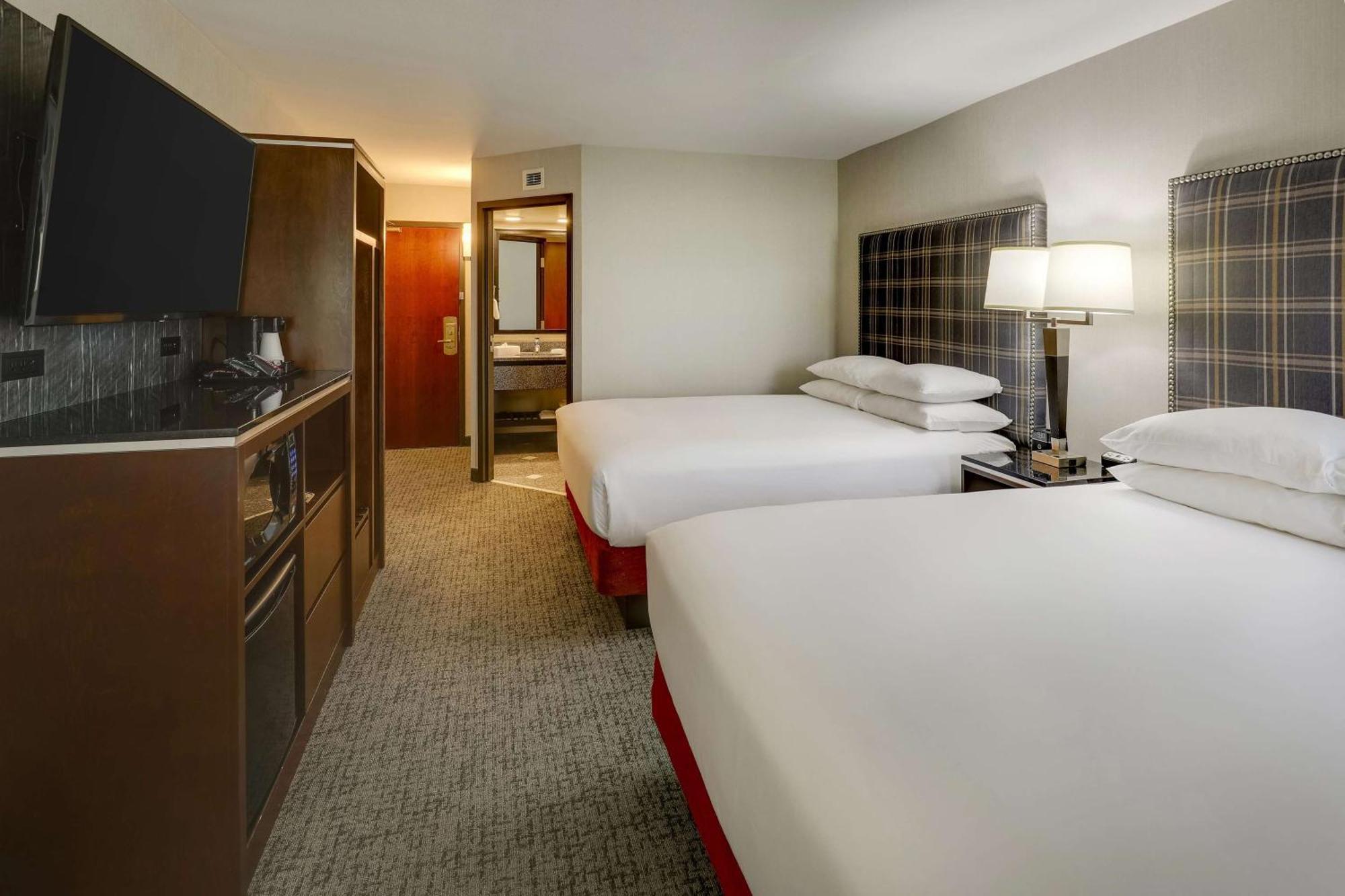 Drury Inn & Suites St Joseph Saint Joseph Bagian luar foto