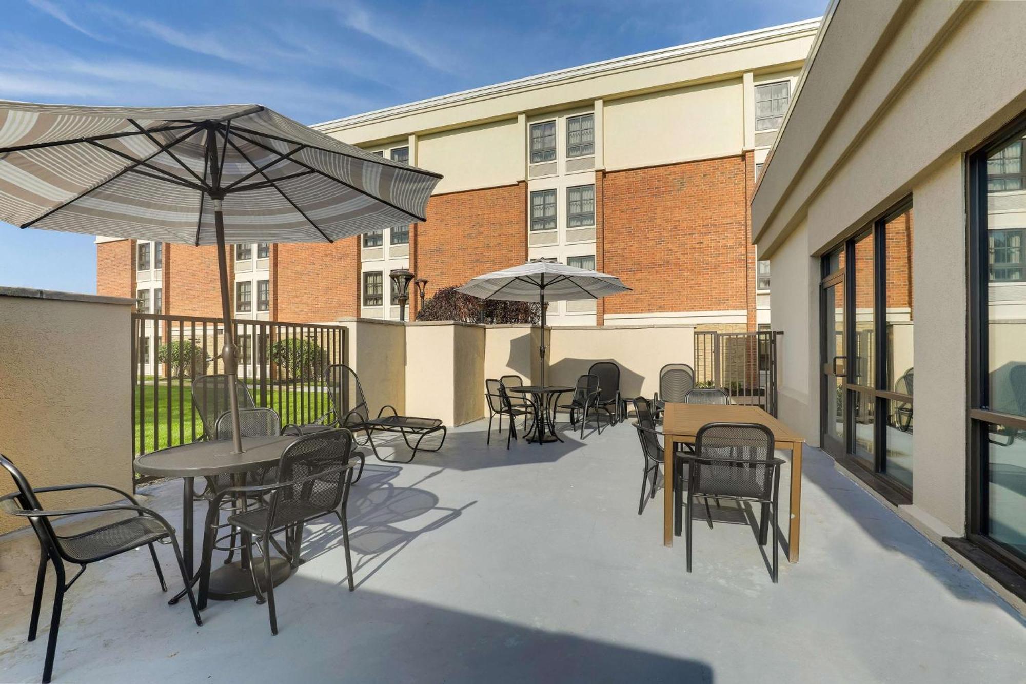 Drury Inn & Suites St Joseph Saint Joseph Bagian luar foto
