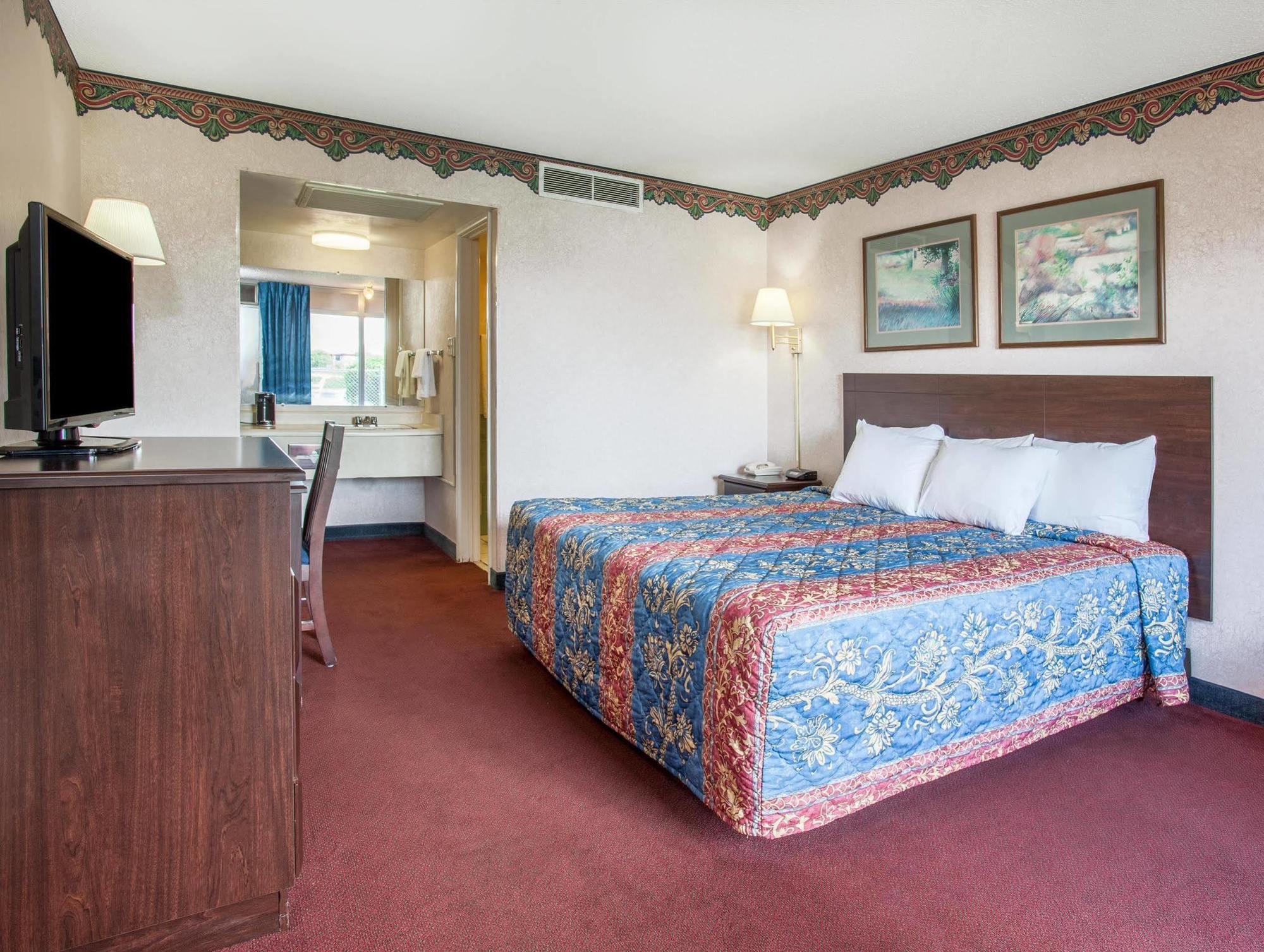 Drury Inn & Suites St Joseph Saint Joseph Bagian luar foto